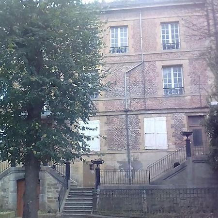Chambre D'Hote Du Quai Rimbaud Charleville-Mézières Exterior foto